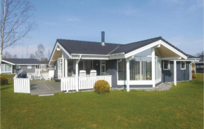 Gorgeous Home In Væggerløse With Wifi